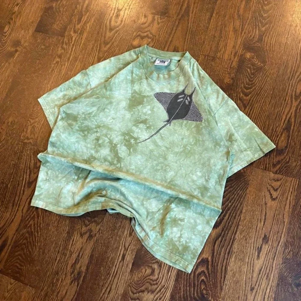 VTG 1999 Lee Total Cotton Olive Green Tie Dye Beaded Manta Ray Heavyweight Tee